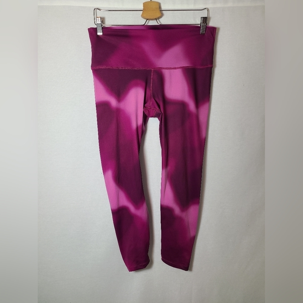 Nike Yoga Dri-FIT high rise 7/8 leggings in patterned pink- Size XL